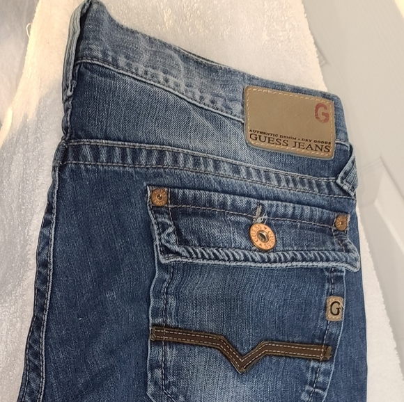 guess jeans button fly